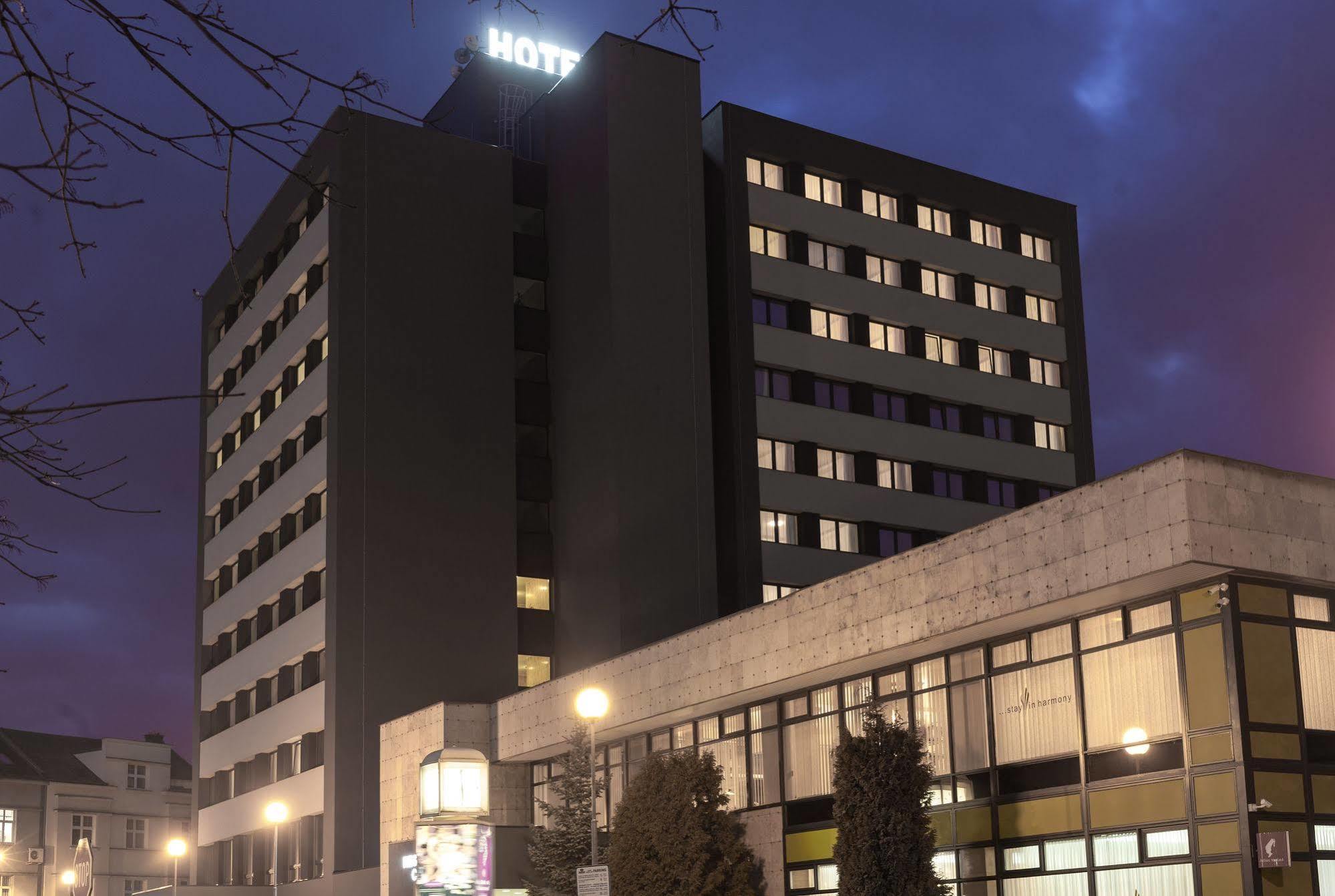 Harmony Club Hotel Ostrava Exterior photo